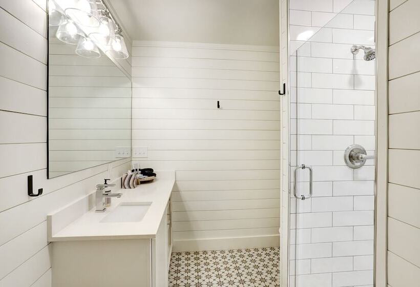 민박 Farmstead Round Top