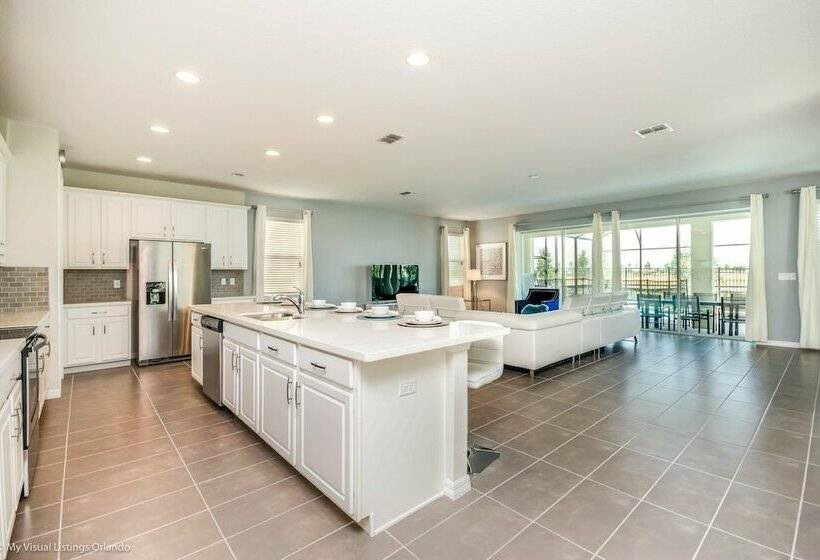 Fabulous 9 Bed 6,5 Ba Villa Games, Pool & Spa 9063srl