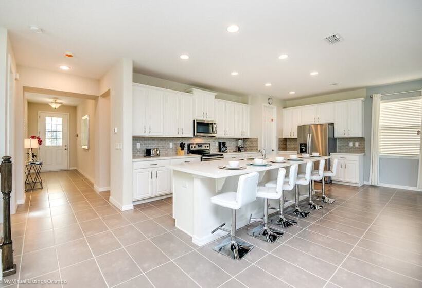 Fabulous 9 Bed 6,5 Ba Villa Games, Pool & Spa 9063srl