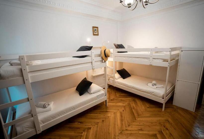 Hihome Hostel