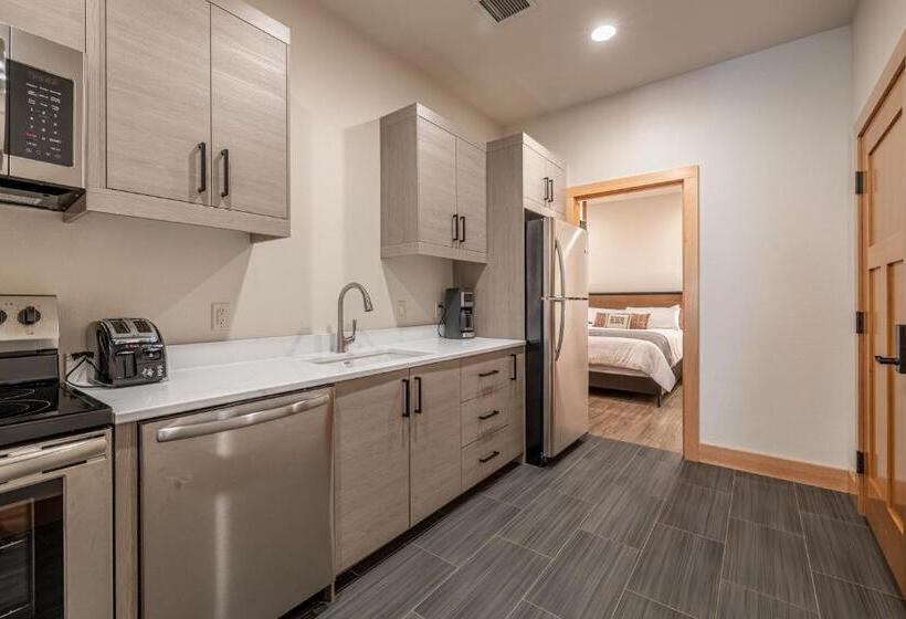 호텔 Alpen Dorf Pension