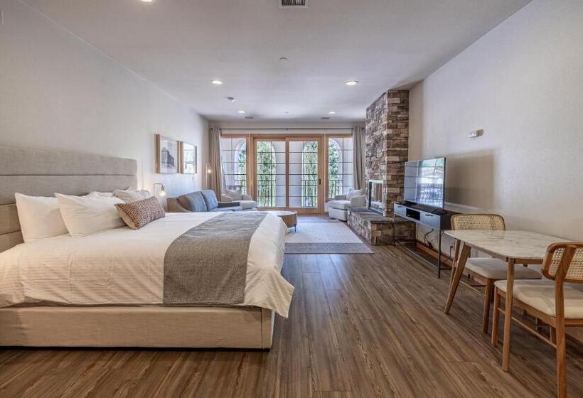 호텔 Alpen Dorf Pension