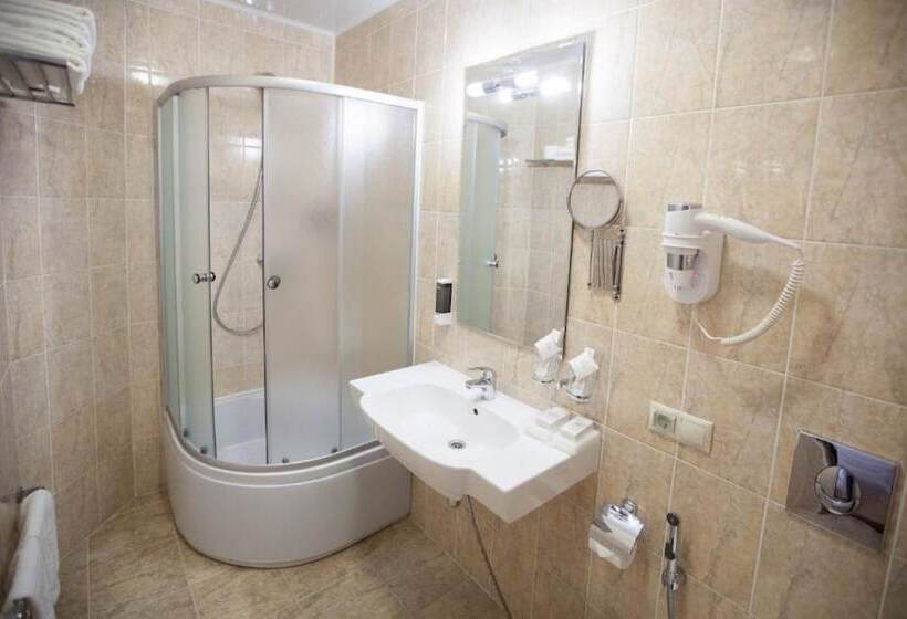 هتل Amaks Krasnaya Pakhra Resort