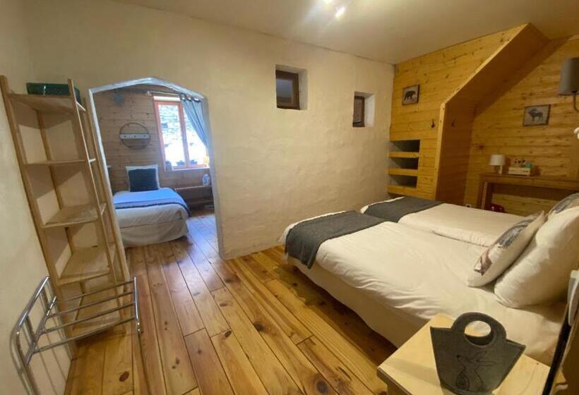 בית מלון כפרי Auberge De La Foret