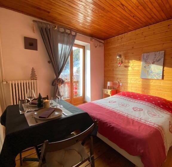 בית מלון כפרי Auberge De La Foret