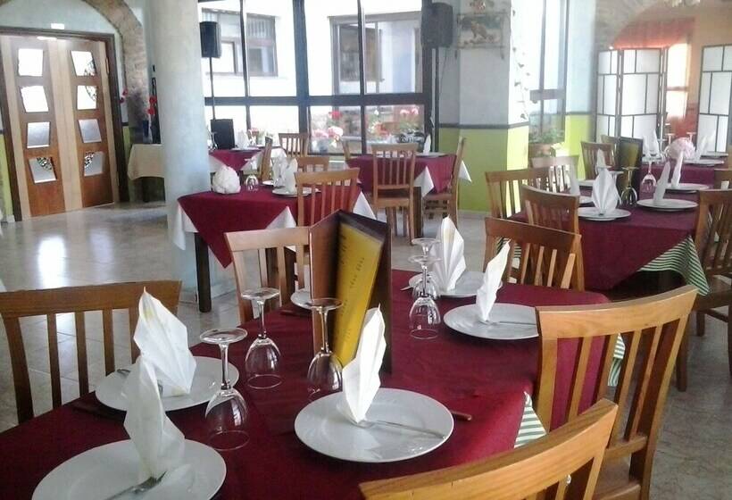 فندق Camping Los Molinos