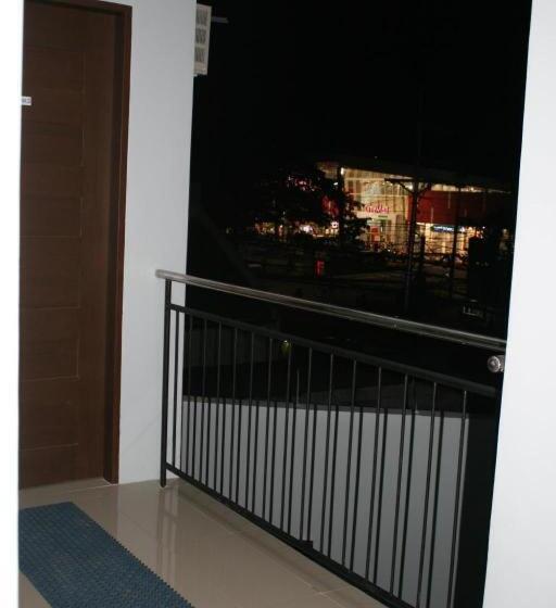 호텔 Dino Residences