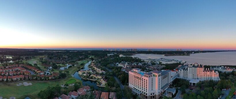 فندق Effie Sandestin Resort, Autograph Collection