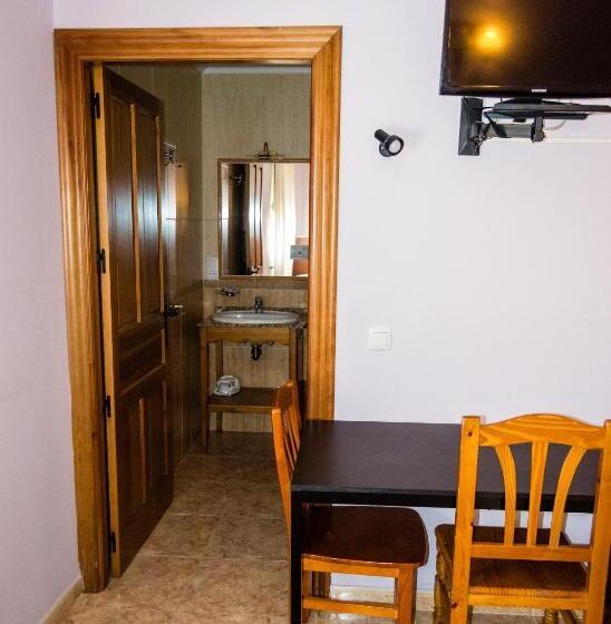 El Roble Hotel Restaurante