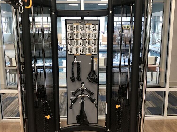 فندق Holiday Inn Express & Suites   Madison West   Middleton, An Ihg