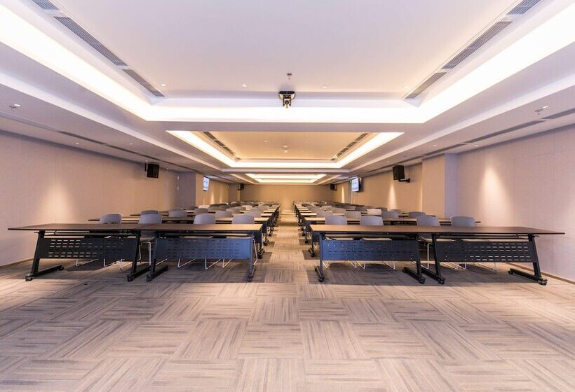 Hotel Mercure Changchun Downtown