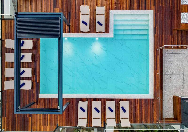 هتل Mercure St. Julian S Malta