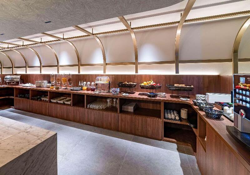 هتل Mercure St. Julian S Malta