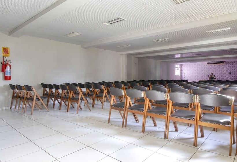 Отель New Anapolis