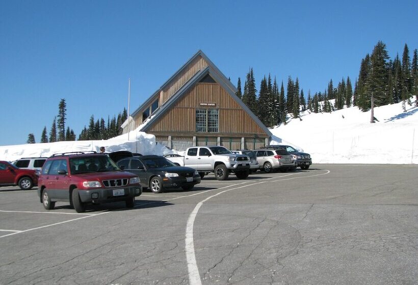 فندق Paradise Inn