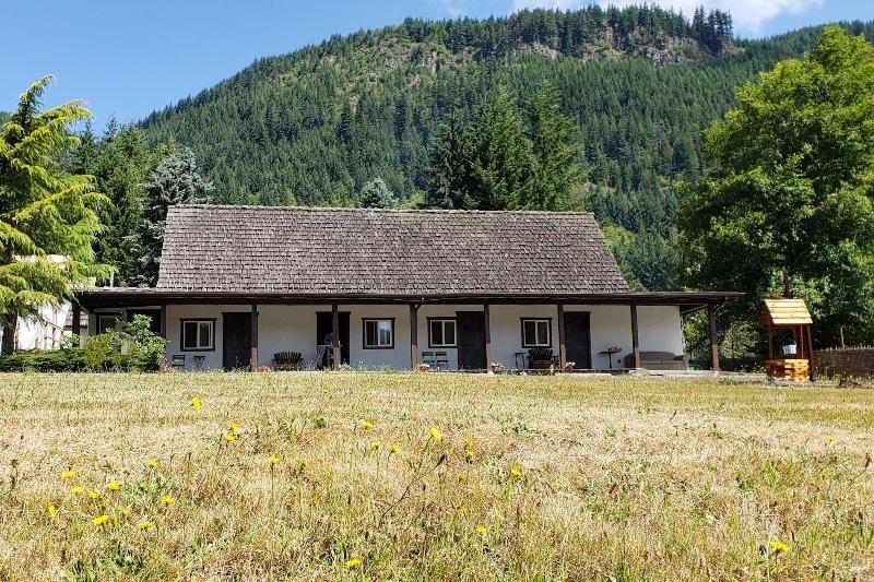 فندق Paradise Village