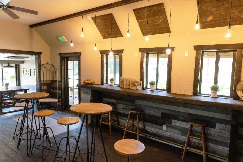 فندق Paradise Village