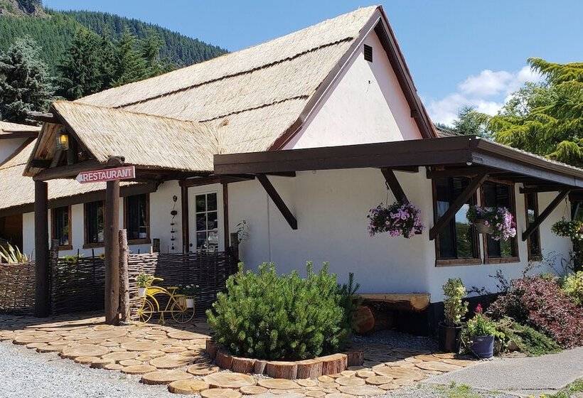 فندق Paradise Village