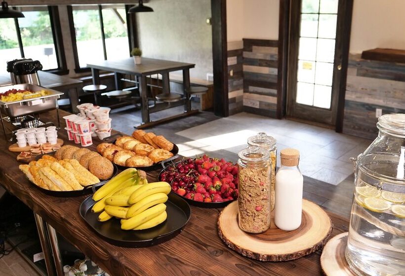 فندق Paradise Village