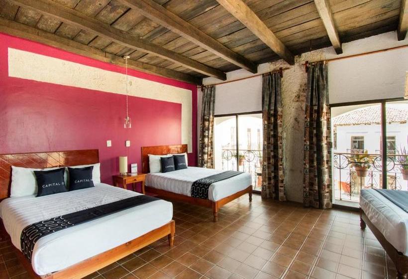 Отель Capital O Posada La Plazuela