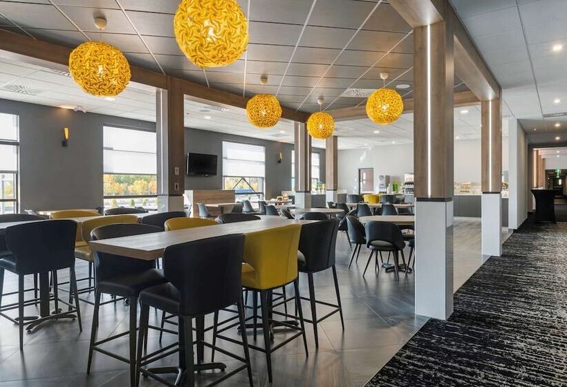 Quality Hotel & Conference Centre