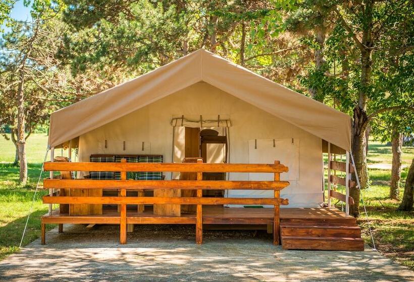 Отель Sunflower Camping Savudrija