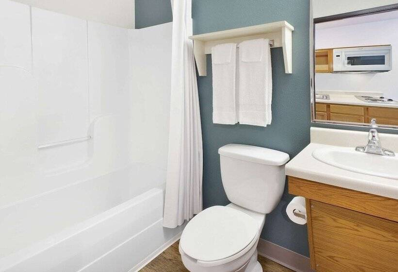 فندق Woodspring Suites St Louis St Charles