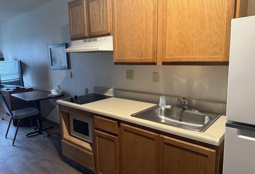 בית מלון כפרי Woodspring Suites St Louis St Charles