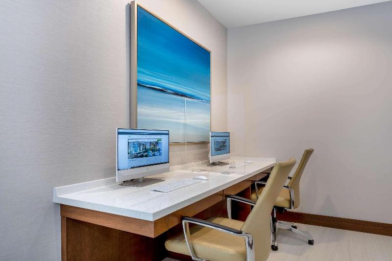 호텔 Wyndham Garden Miami International Airport