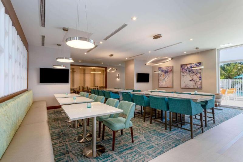 호텔 Wyndham Garden Miami International Airport