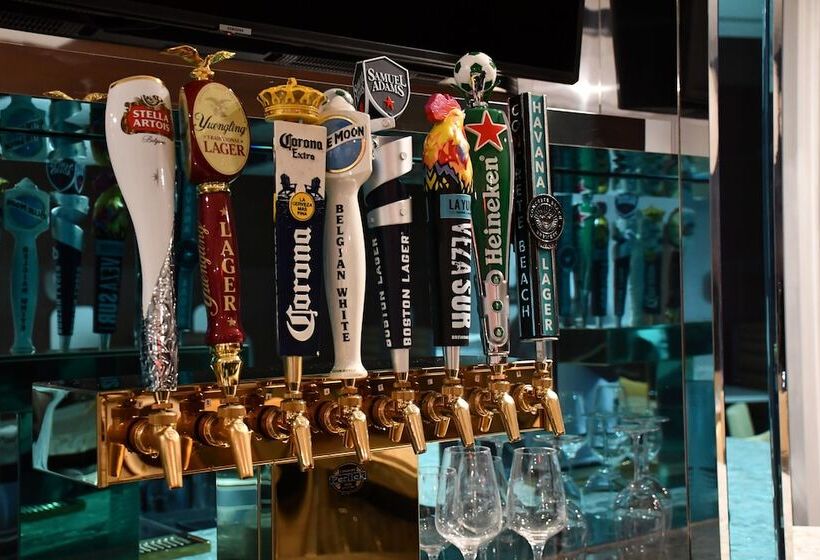 호텔 Wyndham Garden Miami International Airport