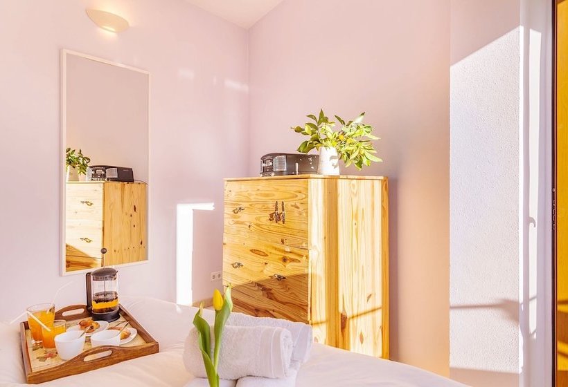 Mallorca Traditional Townhouse Holiday In Llubi