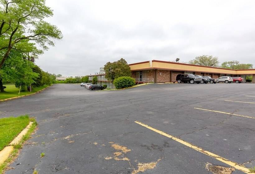 モーテル Oyo At Chicago Rockford International Airport, Il