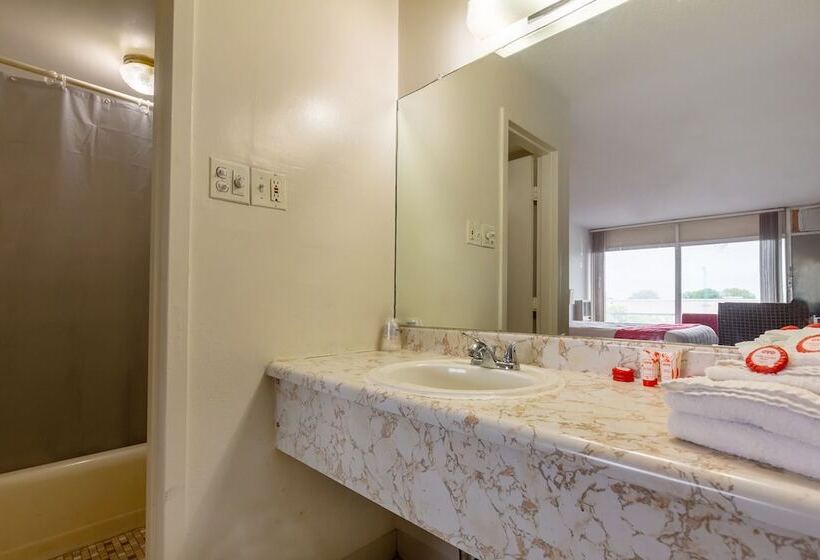 モーテル Oyo At Chicago Rockford International Airport, Il