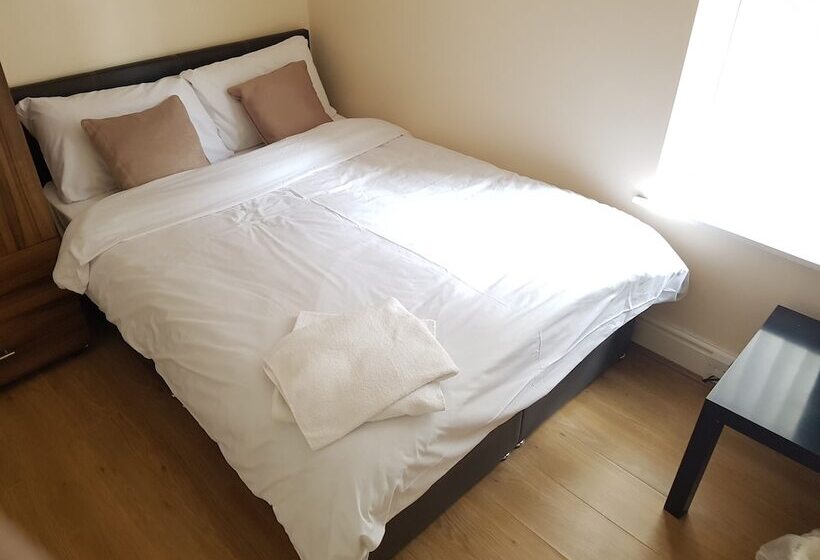 펜션 Alexandra House