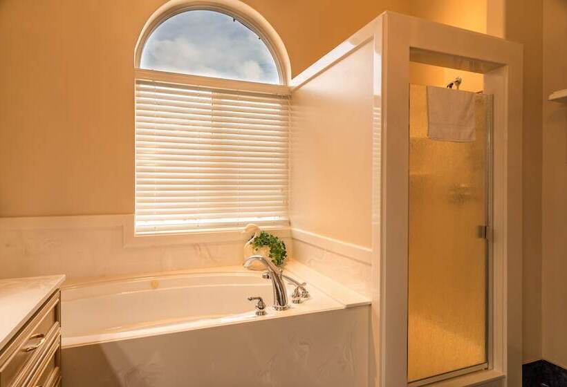 פנסיון Family Crash Pad Near Slc