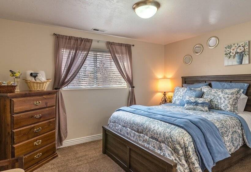 פנסיון Family Crash Pad Near Slc