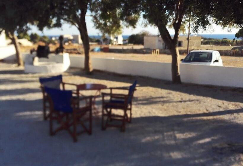 펜션 Naxos Harmony