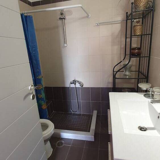 بنسيون Tk1 George Apartments By The Airport