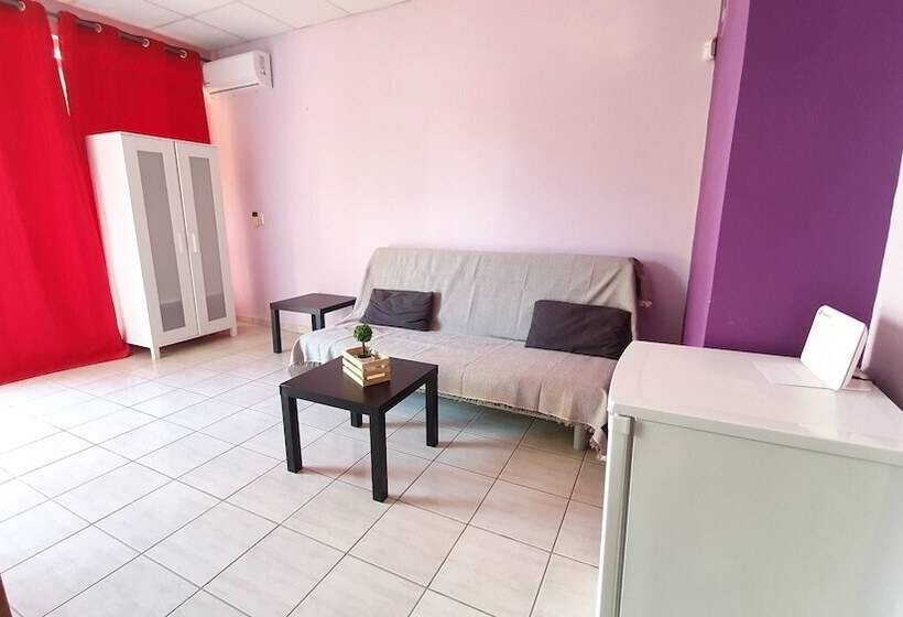 بنسيون Tk1 George Apartments By The Airport