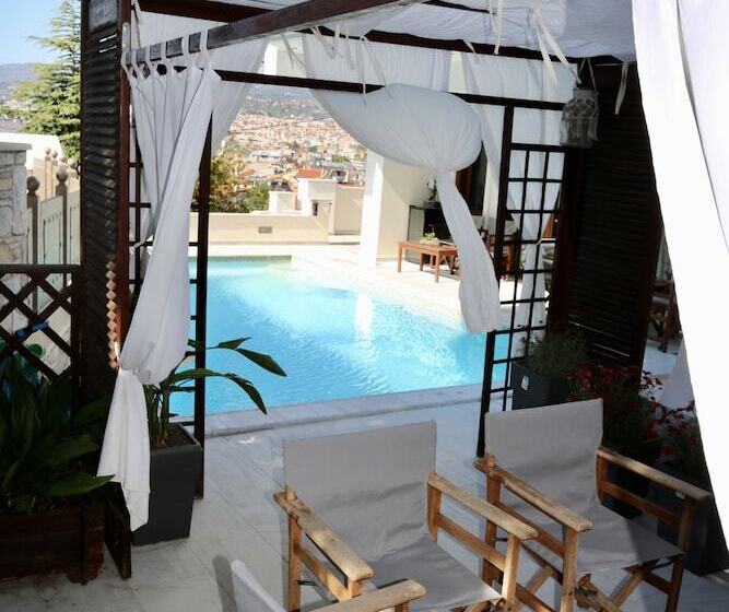 פנסיון Villa Ariadne