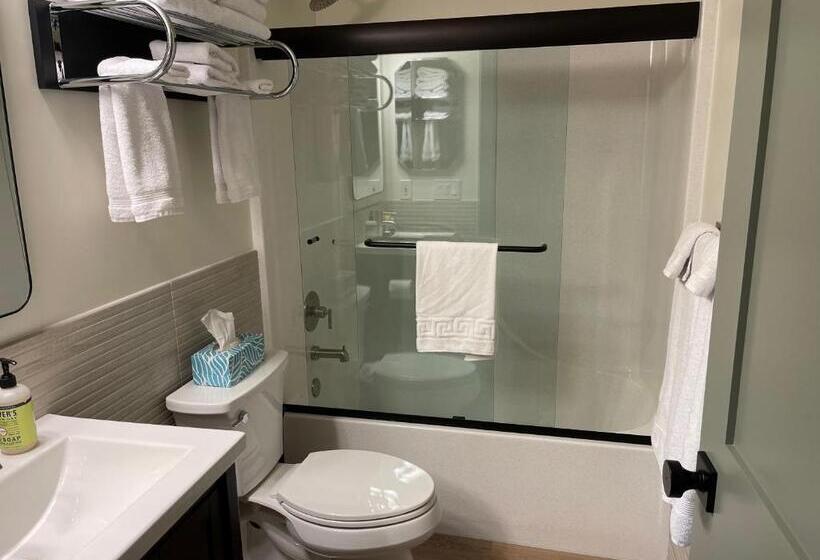 Pinedale Cozy Cabins