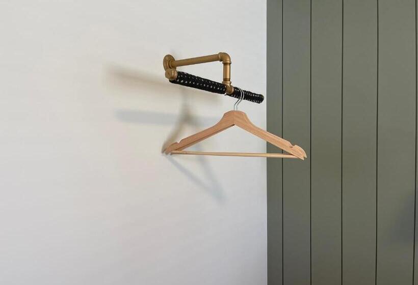 Pinedale Cozy Cabins