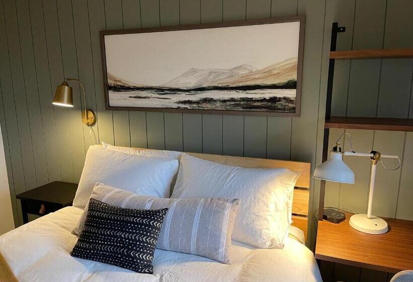 Pinedale Cozy Cabins