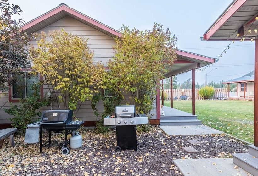 Pinedale Cozy Cabins