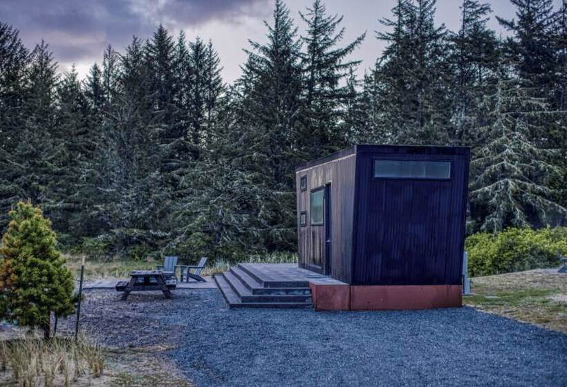 منتجع Bay Point Landing