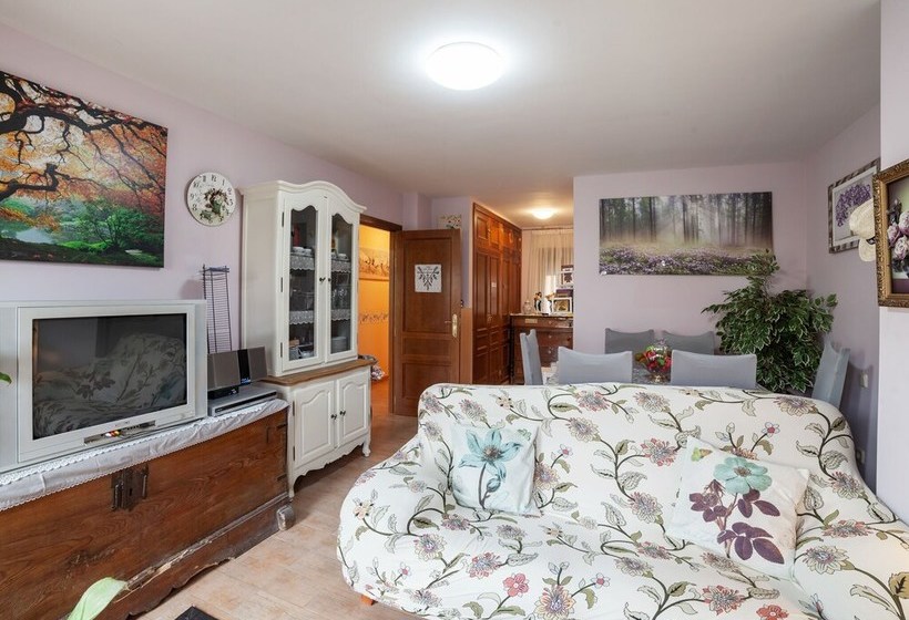 Stunning Mansion In Riaza With Balcony