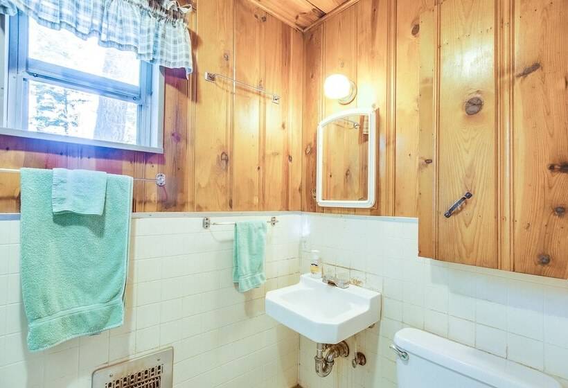 The Cabins At Cloudcroft