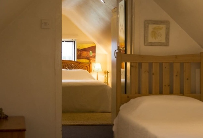 The Chestnuts Holiday Cottages