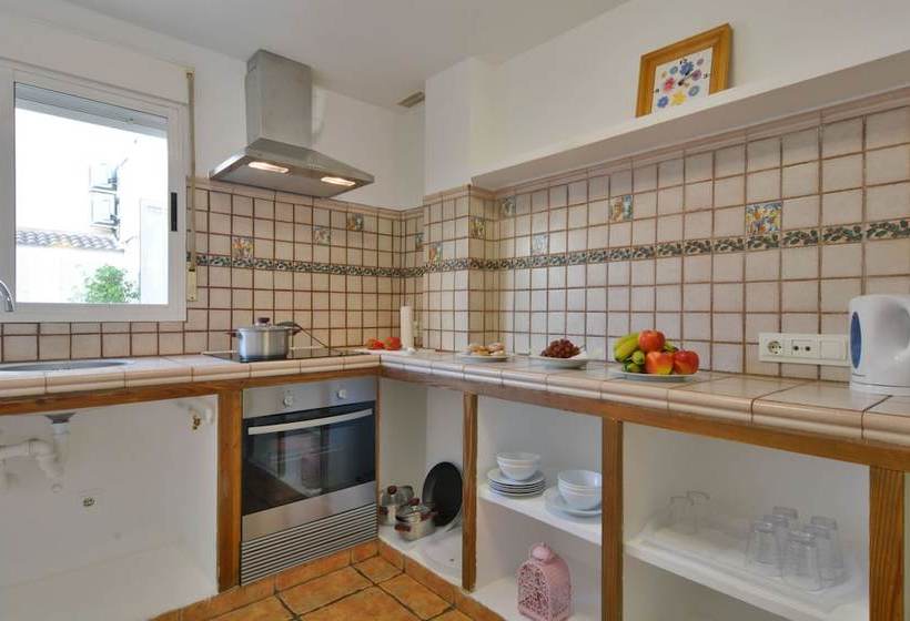 Townhouse 200mts From Sea/beach